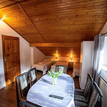 Krolowa Sniegu 住宿加早餐酒店 卡尔帕奇