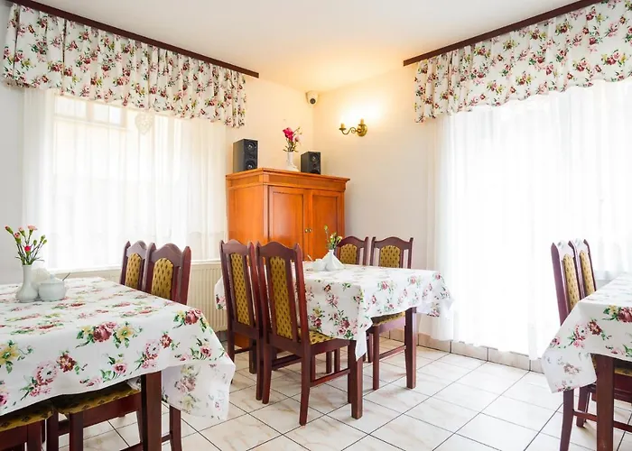 Królowa śniegu Nocleg ze śniadaniem Karpacz